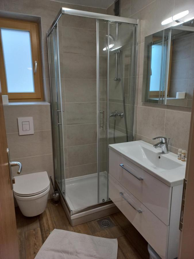 Bed and Breakfast Sobe Levc Мозирє Екстер'єр фото